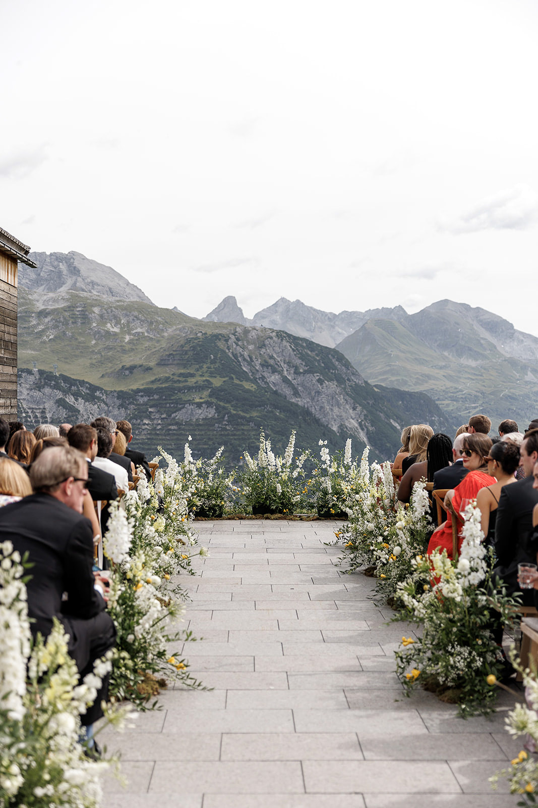 hochzeitsfeen-galerie-hochzeit-vorarlberg-lech-6 Stimmungsvolle Hochzeit mit floraler Gestaltung und liebevollen Details von den Hochzeitsfeen